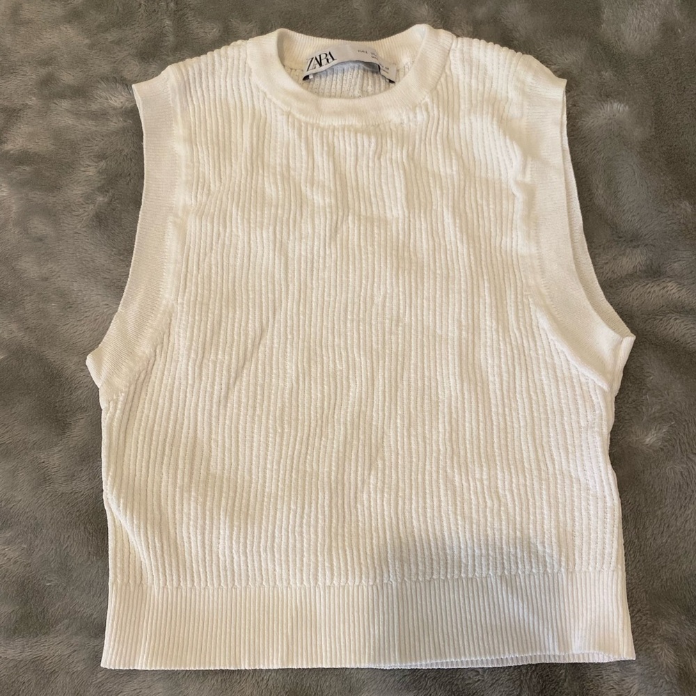 Zara woman Ribbed Cropped Tank Top in White Size Large